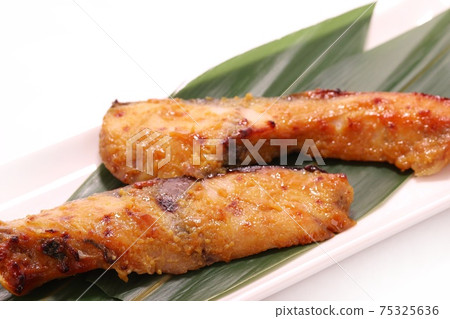 西京烤鯖魚，烤魚，魚菜 75325636