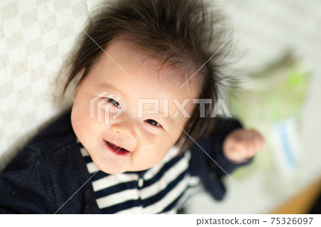 3 month old baby 3 month old baby 75326097