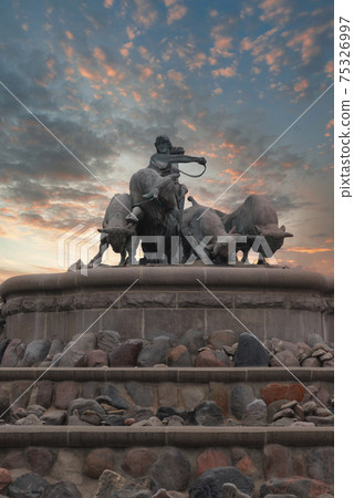 Gefion fountain in Copenhagen city. Gefion fountain in Copenhagen city. 75326997
