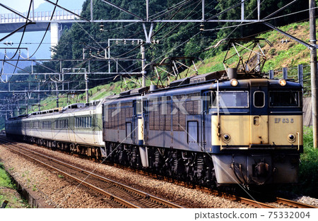 1997 EF636 double-headed 189 series L limited express Asama going on the old Shin-Etsu main line 75332004