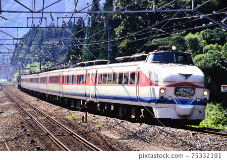 1997 489 series limited express Hakusan going on the old Shin-Etsu main line 1997 489 series limited express Hakusan going on the old Shin-Etsu main line 75332191
