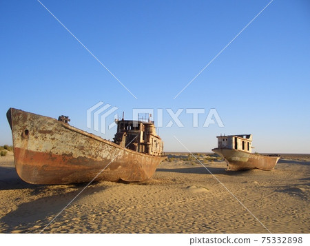 船墓地1失落的鹹海 船墓地1失落的鹹海 75332898