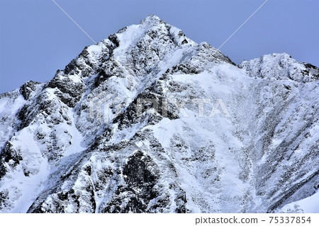 西hot高岳在白雪皚皚的風景 75337854