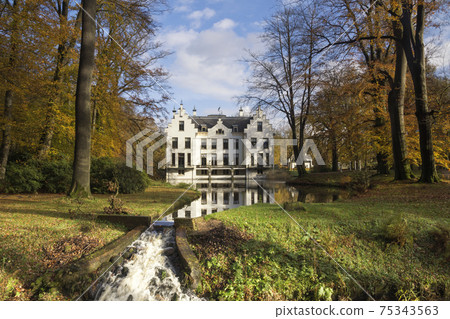 Autumn mood Staverden castle 75343563