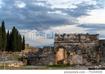 Ruins of the Domitian gates in ancient city of Hierapolis in Turkey 75344593