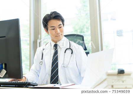 Doctor Hospital Office Medical Image 75349039