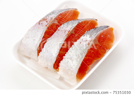 鱒魚三文魚 鱒魚三文魚 75351030