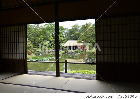 Katsura Imperial Villa, Matsukotei seen from Geppa-ro 75353009