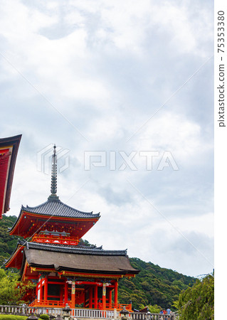 Otowayama Kiyomizu-dera Nishimon (Kiyomizu, Higashiyama-ku, Kyoto) Otowayama Kiyomizu-dera Nishimon (Kiyomizu, Higashiyama-ku, Kyoto) 75353380