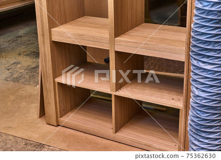 Oak veneered mdf wardrobe. Details wood production 75362630
