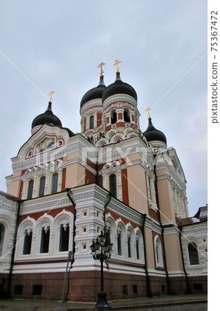 Alexander Nevsky Cathedral with four onion-shaped dome spires in the old town of Tallinn, the capital of Estonia Alexander Nevsky Cathedral with four onion-shaped dome spires in the old town of Tallinn, the capital of Estonia 75367472