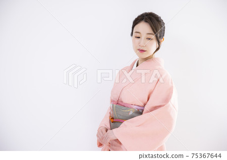和服女性 75367644