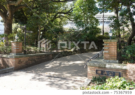 Yokohama Park entrance Yokohama Park entrance 75367959