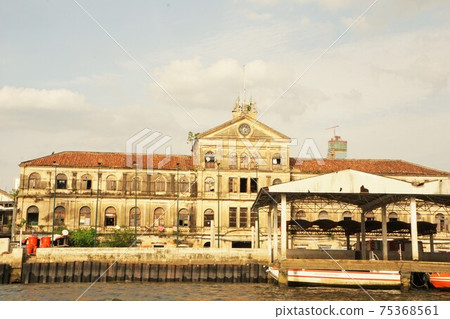 曼谷的舊海關大樓 75368561