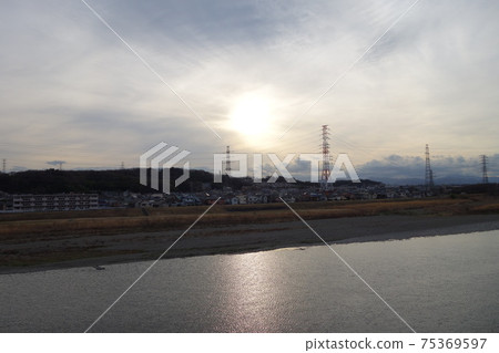多摩川 75369597