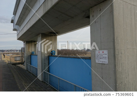 北多摩2號水回收中心排水溝 北多摩2號水回收中心排水溝 75369601