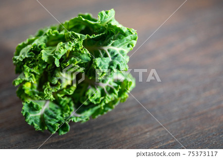 Petit veil placed on a board (from Shizuoka) 75373117