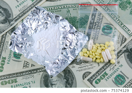 Drugs and money 75374129