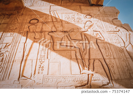 Ruins of the Egyptian temple of Ramesseum, the funeral temple of Pharaoh Ramses II XIII century BC , near the modern city of Luxor 75374147