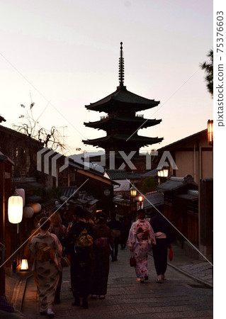 [京都/ G園]回到八坂塔（法興寺） 75376603