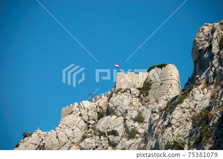Starigrad Fortress near Omis in Split-Dalmatia county, in Dalmatia, Croatia 75381079