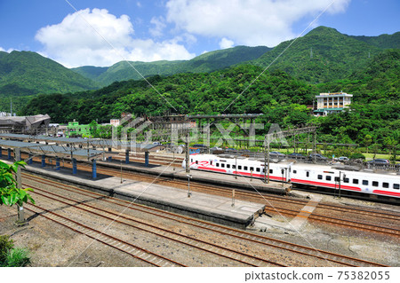 新北市,瑞芳區,侯硐,猴硐貓村,侯硐火車站,鐵道,站,橋 新北市,瑞芳區,侯硐,猴硐貓村,侯硐火車站,鐵道,站,橋 75382055