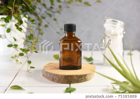 Bathroom aroma bottle 75385809
