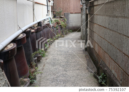Tokoname walk: Pottery walk Tokoname walk: Pottery walk 75392107