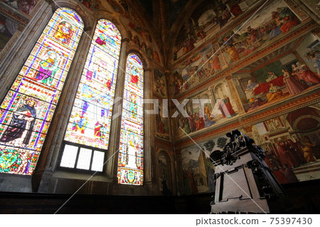 Italy_Florence B17 75397430