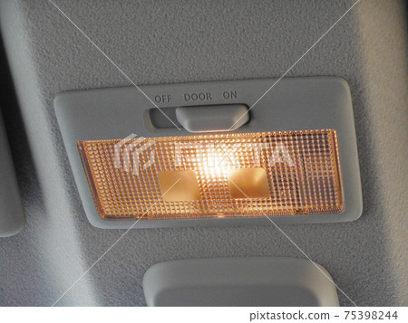 Car room lamp (when lit) 75398244