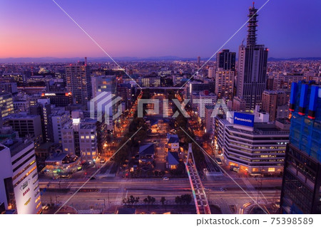 Night view from Nagoya TV Tower to the north 75398589