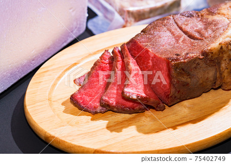 Roast beef meat dish backorder [image of hometown tax payment] 75402749