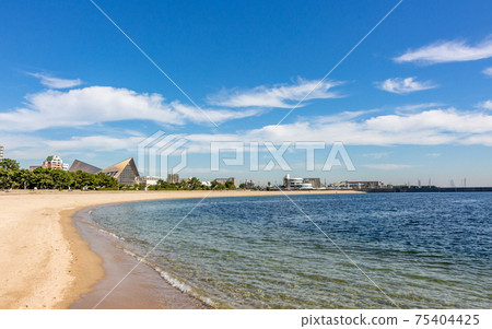 Suma beach and Seaside Park, Kobe, Japan. 75404425
