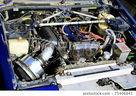 AE86 / Hachiroku engine room 75406841