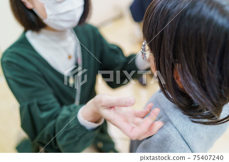 Adjustment of glasses Children's glasses Adjustment of glasses Children's glasses 75407240
