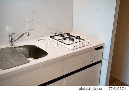 Compact gas range 75410874