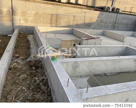 住宅建築工地對軟管未接 75411592