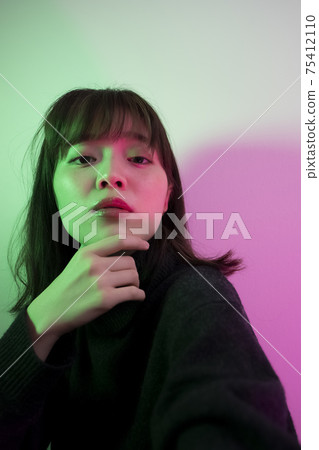 Color lights and women Color lights and women 75412110