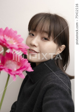 Flowers and women Flowers and women 75412116