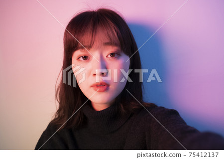 Color lights and women Color lights and women 75412137