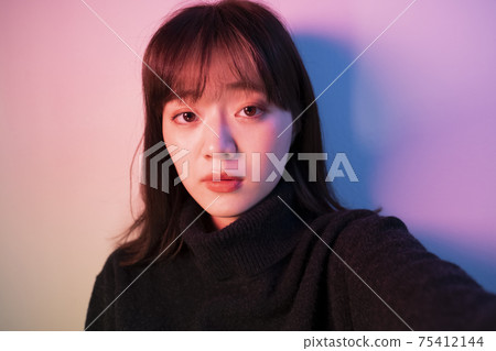 Color lights and women Color lights and women 75412144