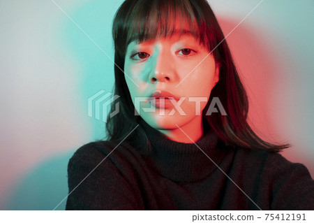 Color lights and women 75412191