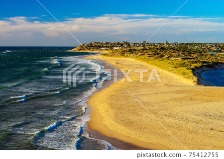 Port Noarlunga beach at sunset Port Noarlunga beach at sunset 75412755