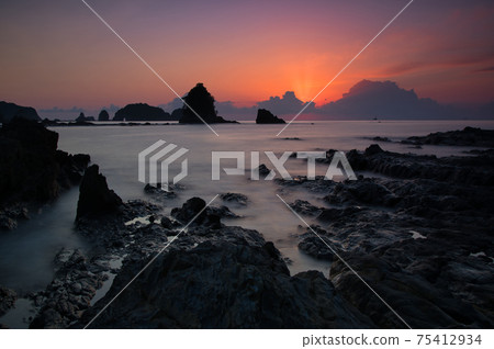 夏山海岸日出 75412934