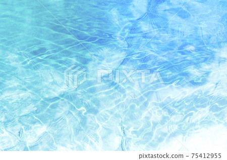 水波紋和漣漪的水錶面背景紋理 75412955