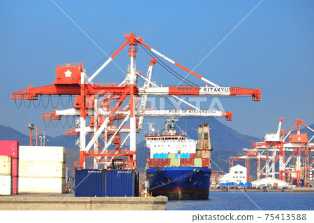 From the Tachinourakaigan Terminal 2 side in Moji-ku, Kitakyushu 75413588