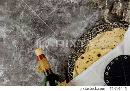Passover holiday on matzah and wine the pesach celebration Passover holiday on matzah and wine the pesach celebration 75414445