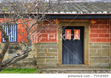 復古的歷史古蹟建築房屋 復古的歷史古蹟建築房屋 75416989