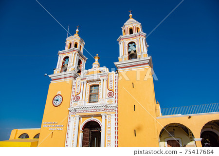 Mexico Church of Los Remedios in Cholula built on a pyramid destroyed by the Spanish invasion Mexico Church of Los Remedios in Cholula built on a pyramid destroyed by the Spanish invasion 75417684