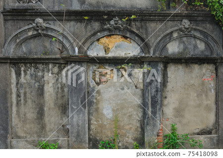 烙舊建築的牆面裝飾花紋 75418098